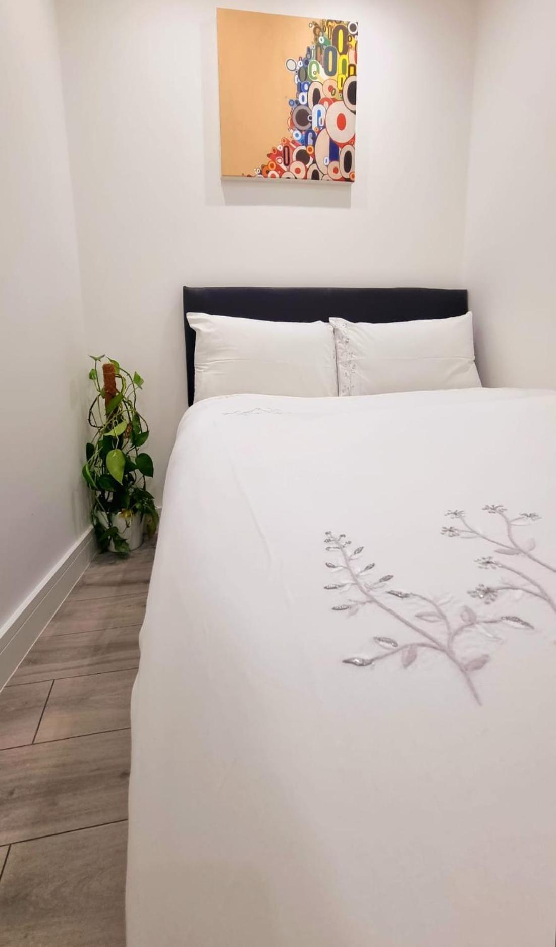 Brand New Flat Close To Turnpike Lane Tube Station Londres Extérieur photo