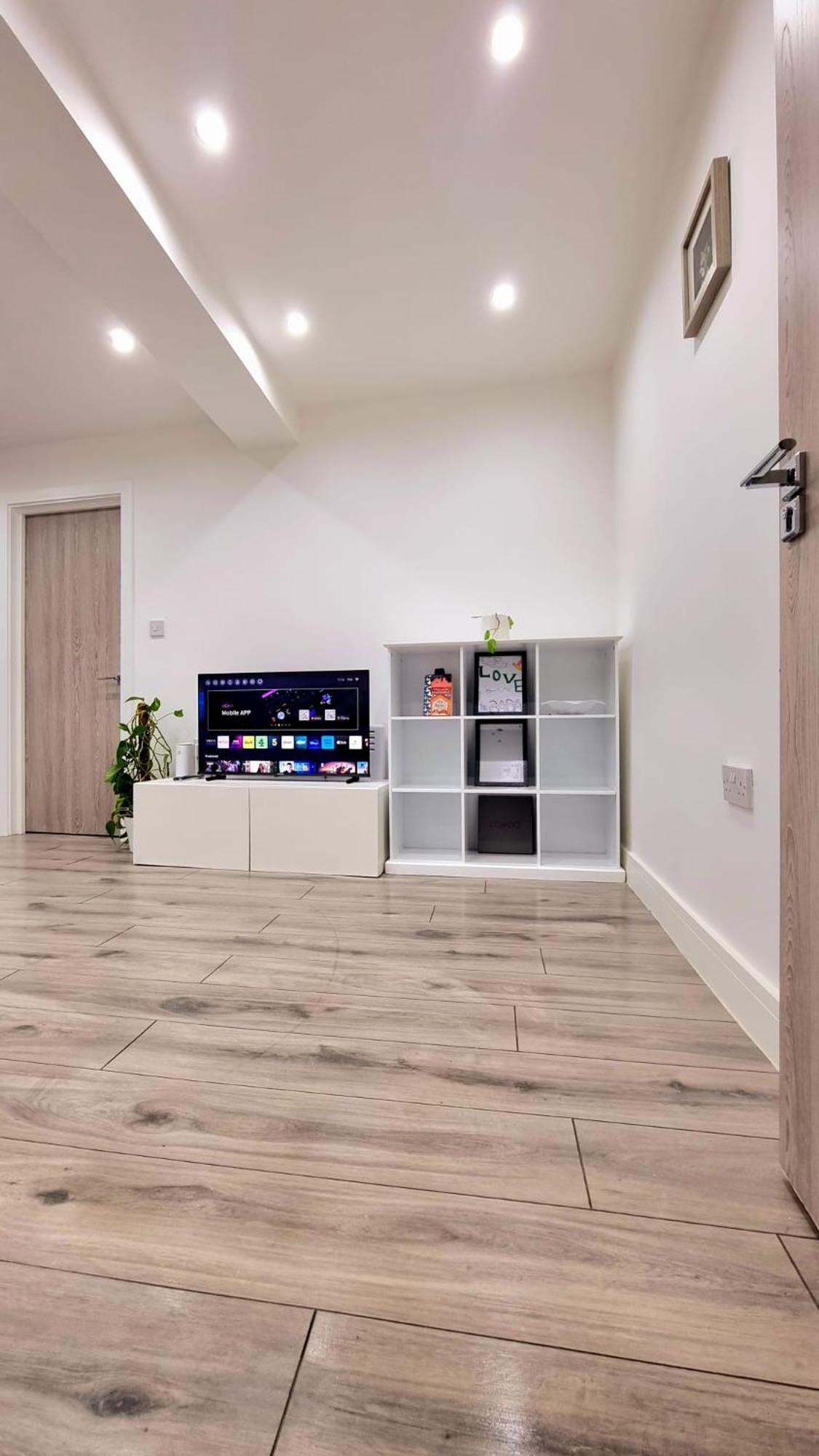 Brand New Flat Close To Turnpike Lane Tube Station Londres Extérieur photo